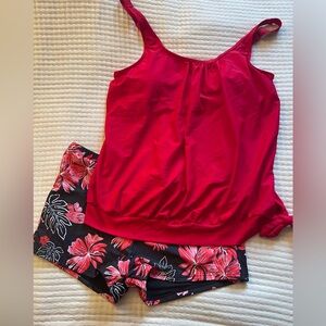 NWT’S Women’s 2pc Red & Black Floral Swim Set